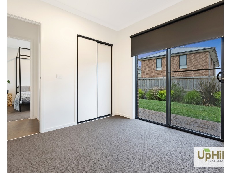 17 Stockfield Avenue, Clyde VIC 3978