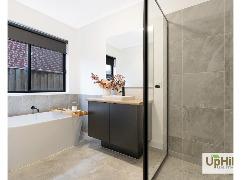 17 Stockfield Avenue, Clyde VIC 3978