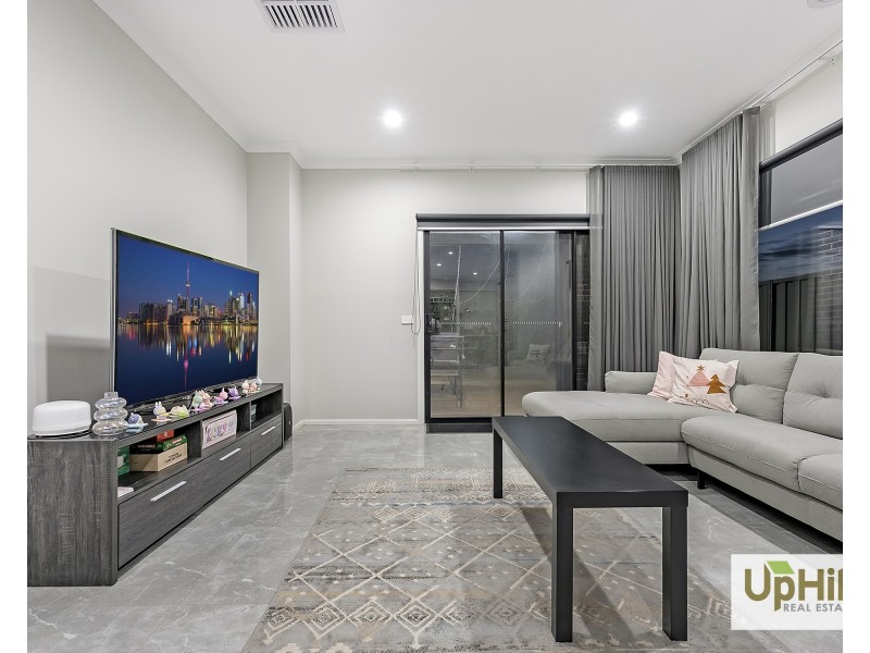 16 Vesna Avenue, Clyde North VIC 3978