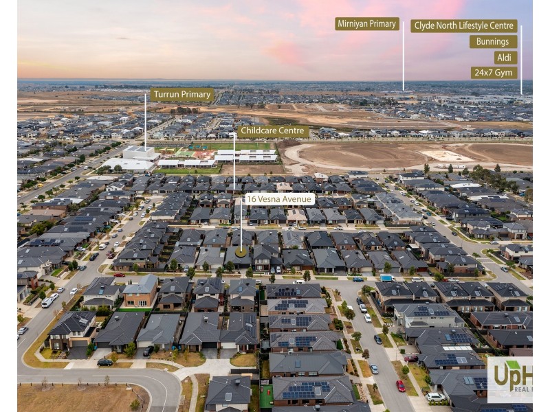 16 Vesna Avenue, Clyde North VIC 3978