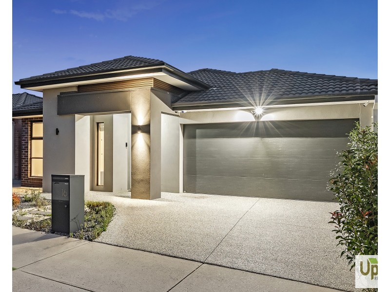 16 Vesna Avenue, Clyde North VIC 3978