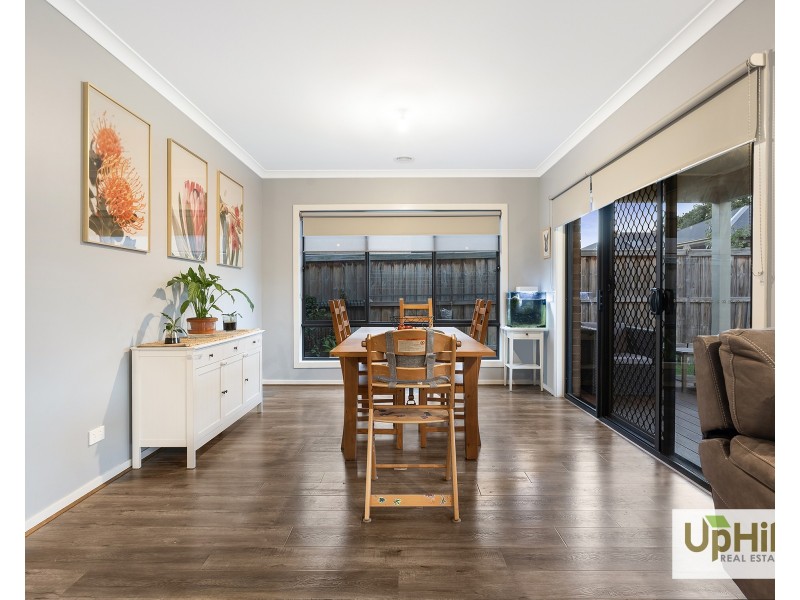 31 Garrard Crescent, Clyde VIC 3978