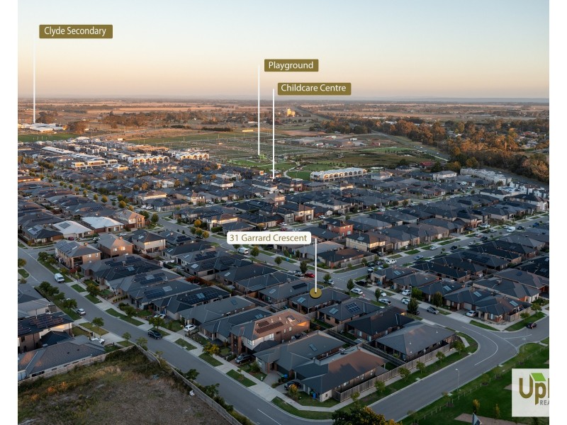 31 Garrard Crescent, Clyde VIC 3978