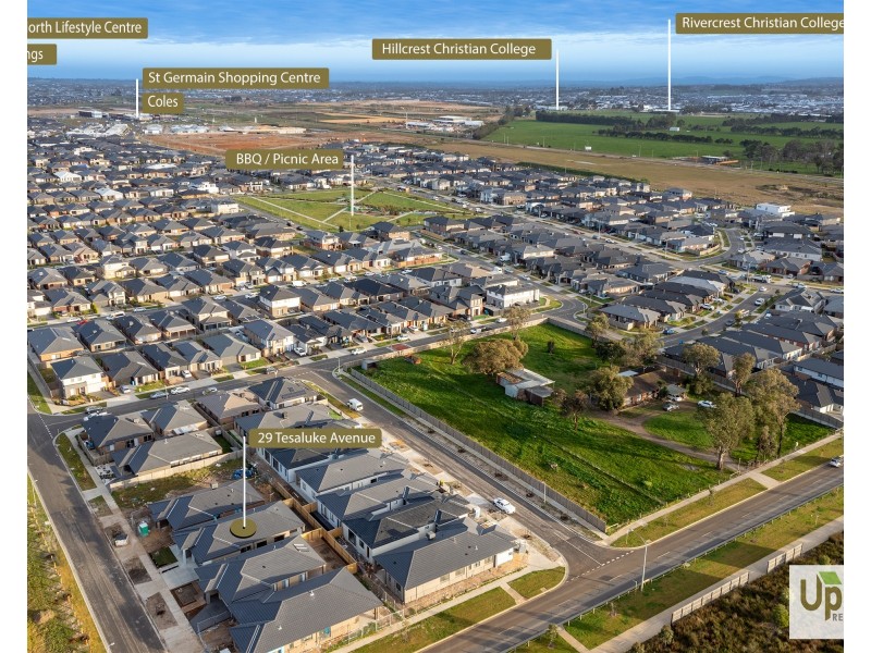 29 Tesaluke Avenue, Clyde North VIC 3978