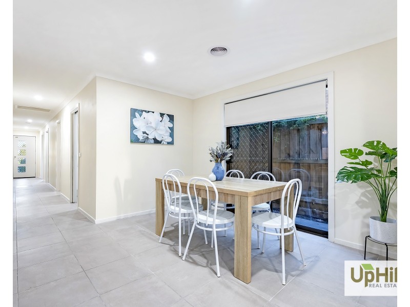 23 Australorp Drive, Clyde North VIC 3978