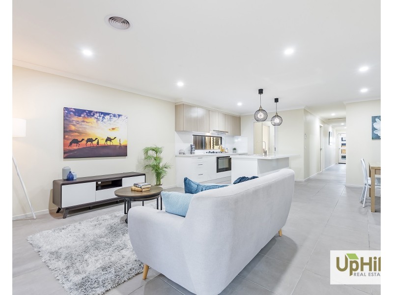 23 Australorp Drive, Clyde North VIC 3978