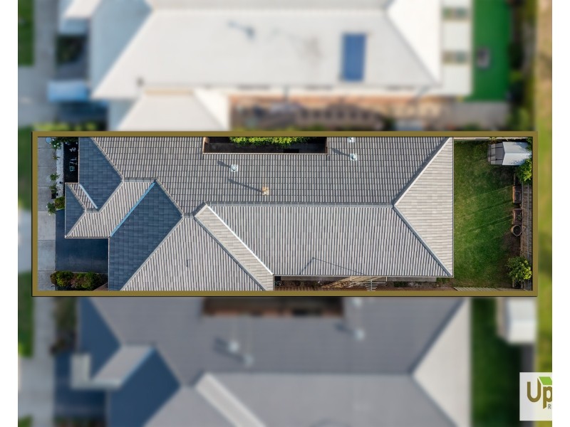 23 Australorp Drive, Clyde North VIC 3978