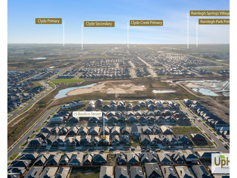 15 Basilico Street, Clyde VIC 3978