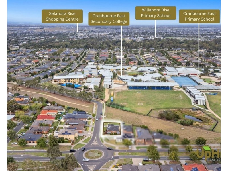 1/1 Corrigans Road, Cranbourne East VIC 3977