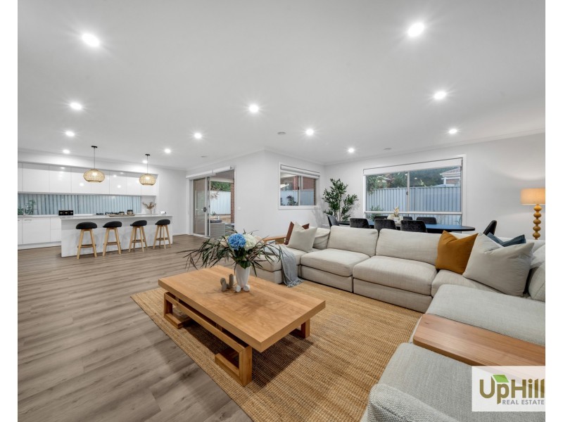 47 HUNT CLUB BOULEVARD, Cranbourne East VIC 3977