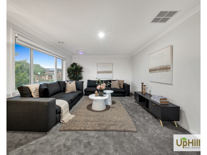 47 HUNT CLUB BOULEVARD, Cranbourne East VIC 3977