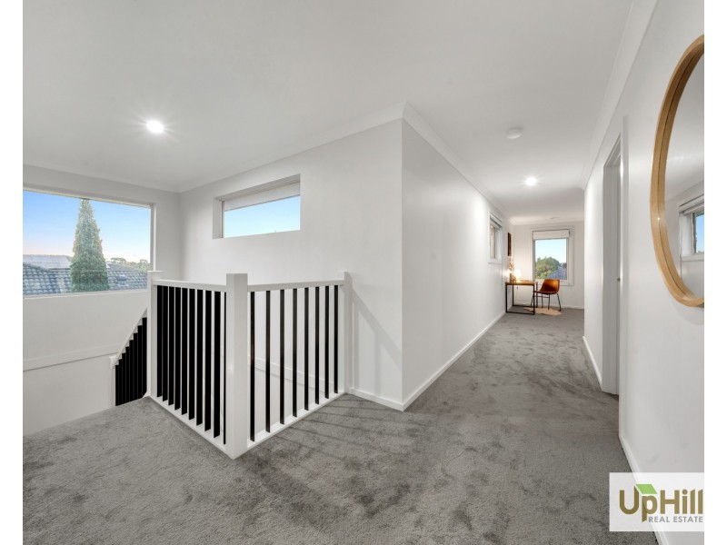 47 HUNT CLUB BOULEVARD, Cranbourne East VIC 3977