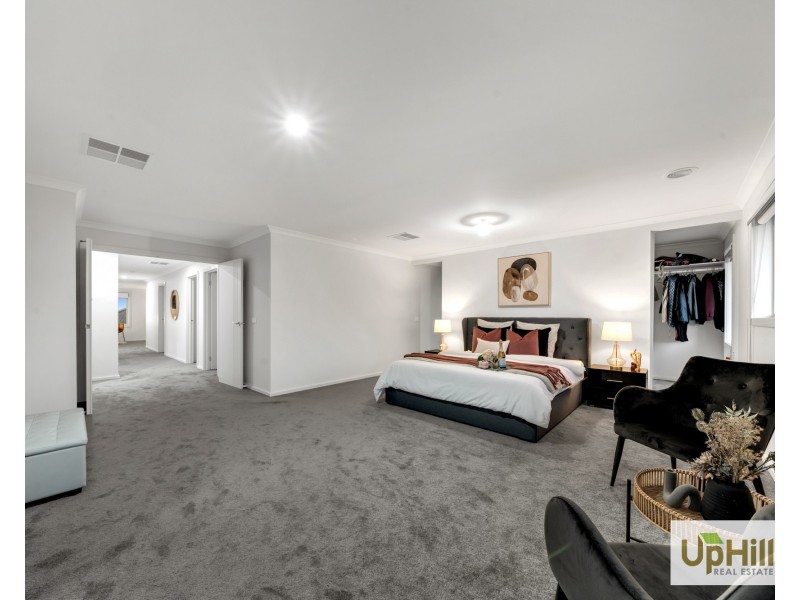 47 HUNT CLUB BOULEVARD, Cranbourne East VIC 3977