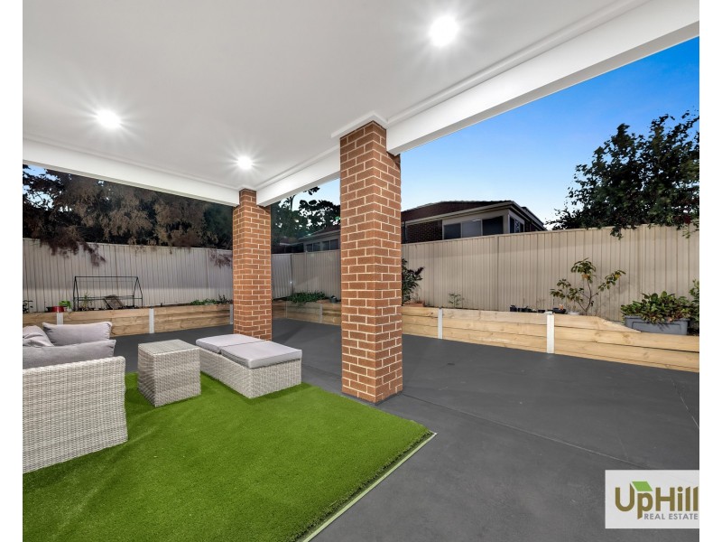 47 HUNT CLUB BOULEVARD, Cranbourne East VIC 3977