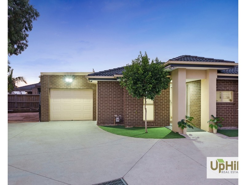 47 Valencia Circuit, Cranbourne VIC 3977