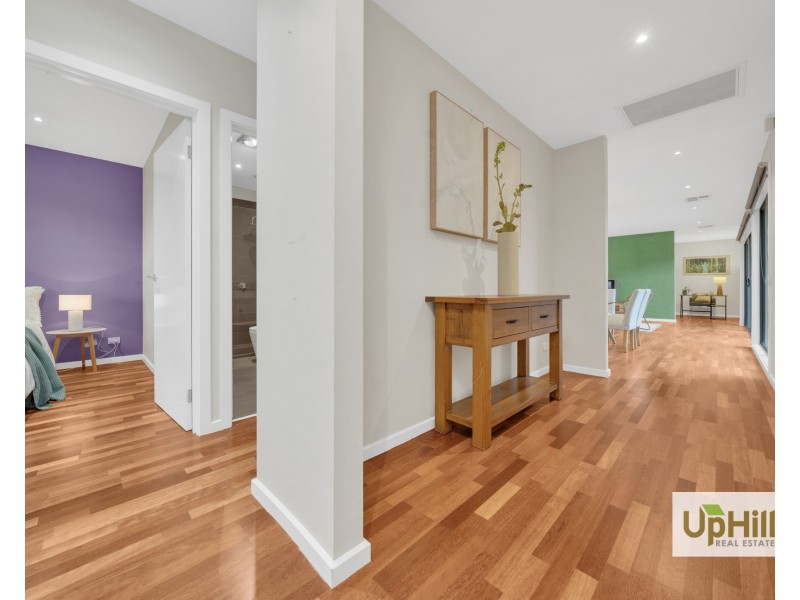 24 Salerno Way, Clyde North VIC 3978