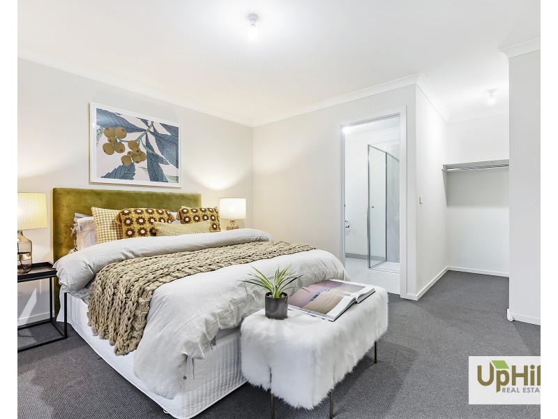 11 Wooli Avenue, Clyde VIC 3978