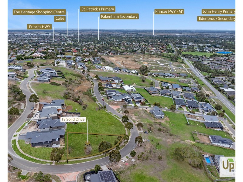 18 Solid Drive, Pakenham VIC 3810