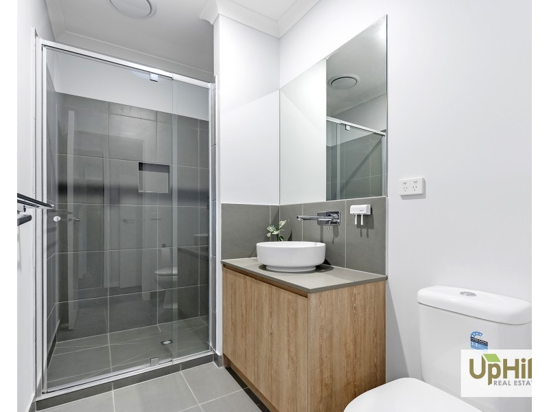 13 Guell Lane, Clyde North VIC 3978