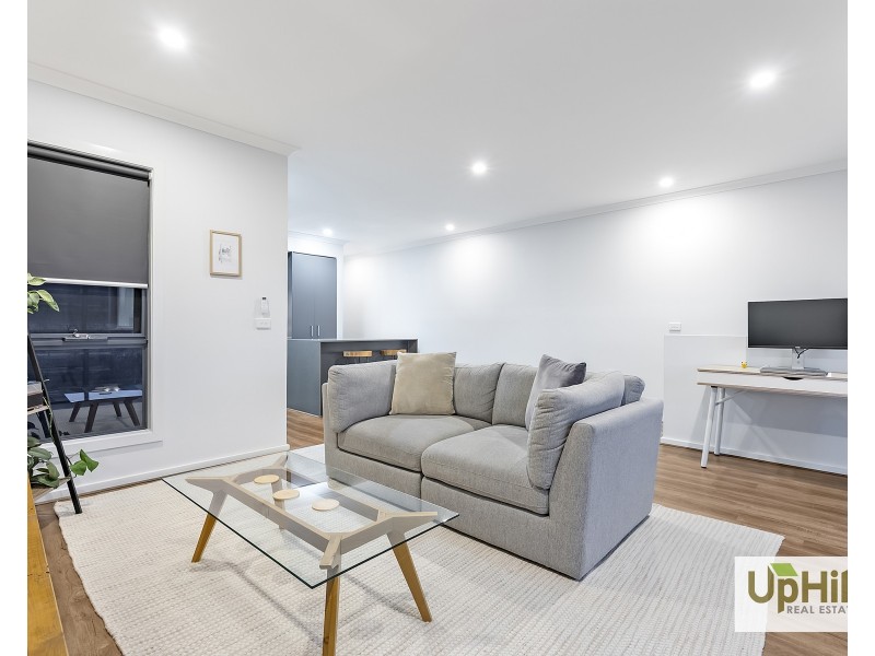 13 Guell Lane, Clyde North VIC 3978