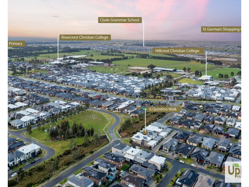 6 Quintino Walk, Clyde North VIC 3978