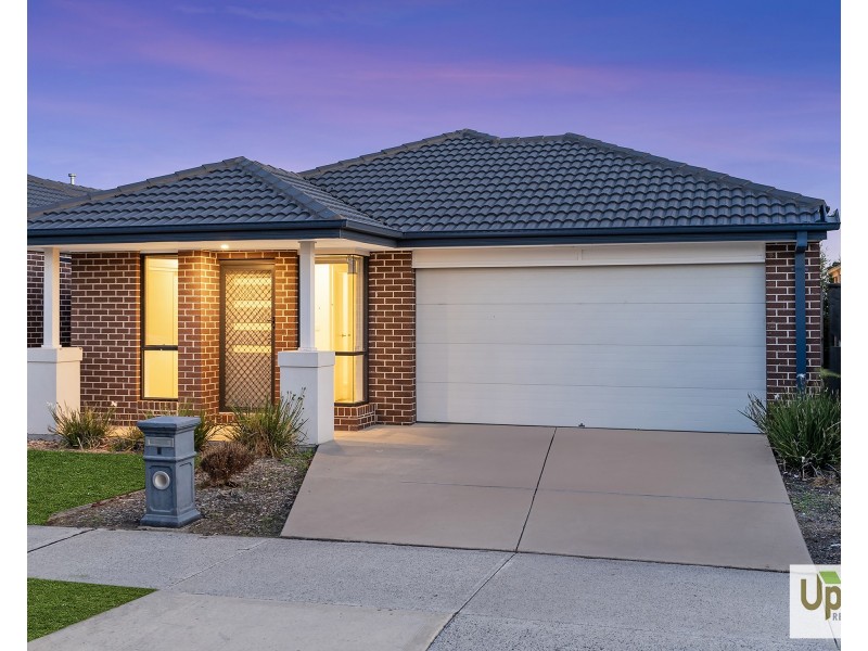 5 Mercury Road, Cranbourne East VIC 3977