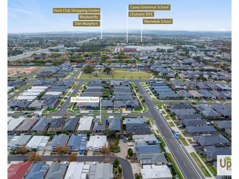 5 Mercury Road, Cranbourne East VIC 3977