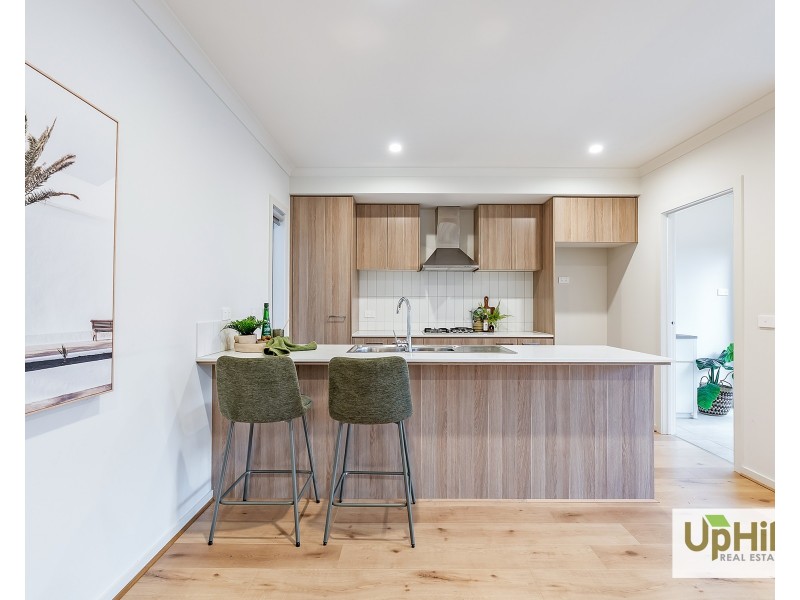 10 Plymouth Boulevard, Clyde North VIC 3978