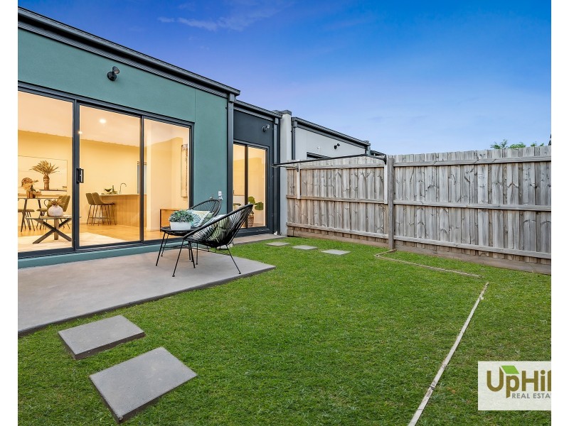 10 Plymouth Boulevard, Clyde North VIC 3978