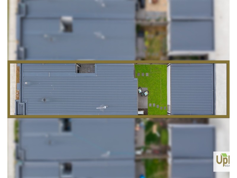 10 Plymouth Boulevard, Clyde North VIC 3978