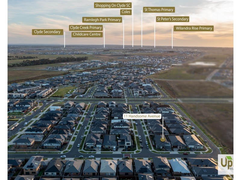 11 Handsome Avenue, Clyde North VIC 3978