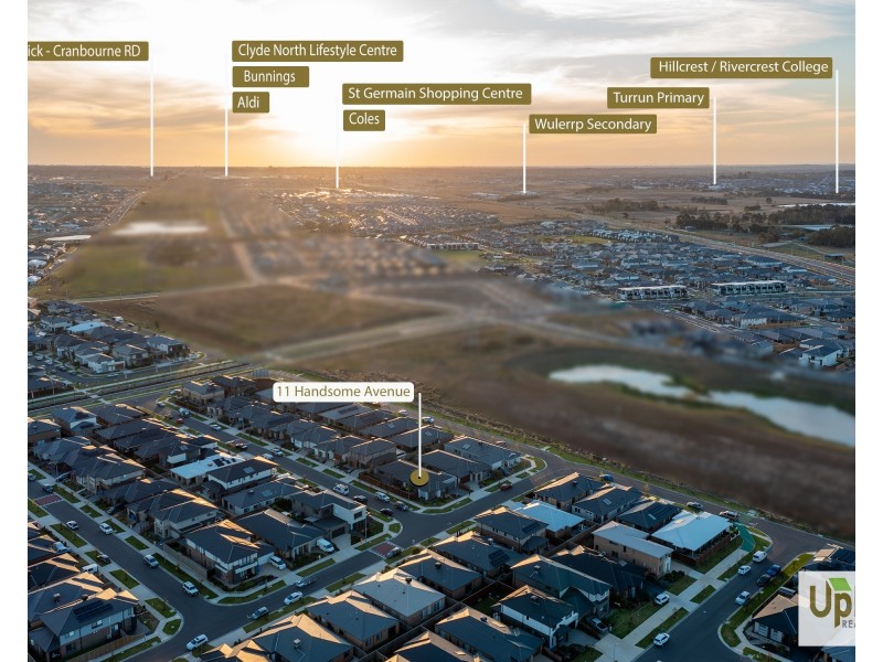 11 Handsome Avenue, Clyde North VIC 3978