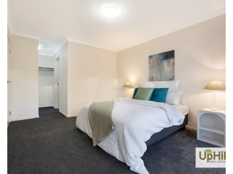 20 Sandymount Drive, Clyde North VIC 3978