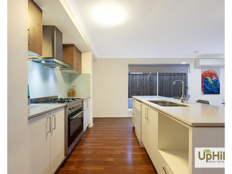 20 Sandymount Drive, Clyde North VIC 3978