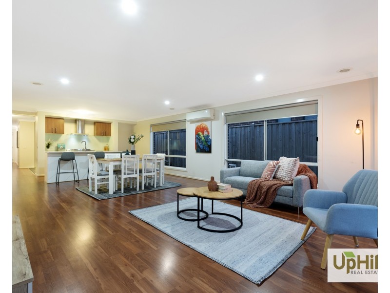 20 Sandymount Drive, Clyde North VIC 3978