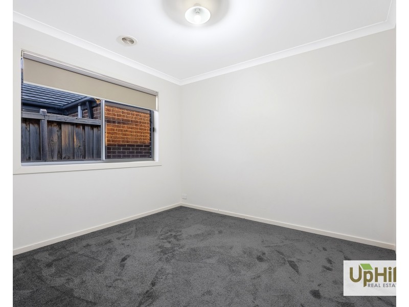 20 Sandymount Drive, Clyde North VIC 3978