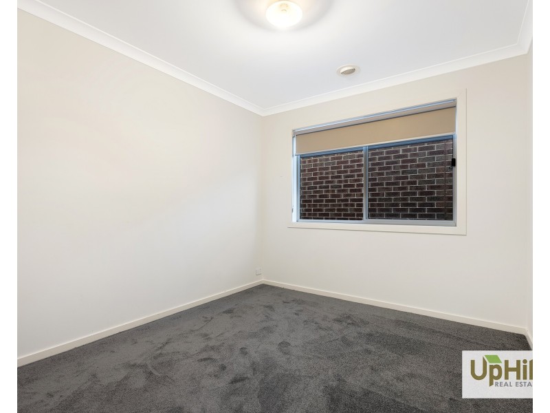20 Sandymount Drive, Clyde North VIC 3978