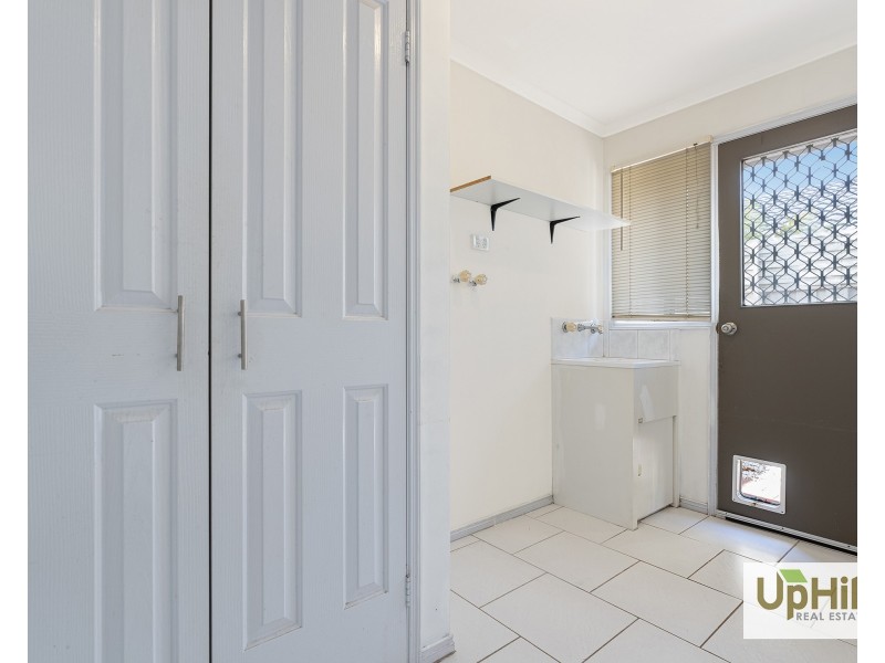 21 Cornwell Cres, Cranbourne East VIC 3977