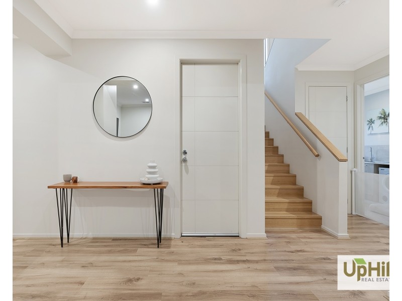 25 Holgate Avenue, Clyde North VIC 3978