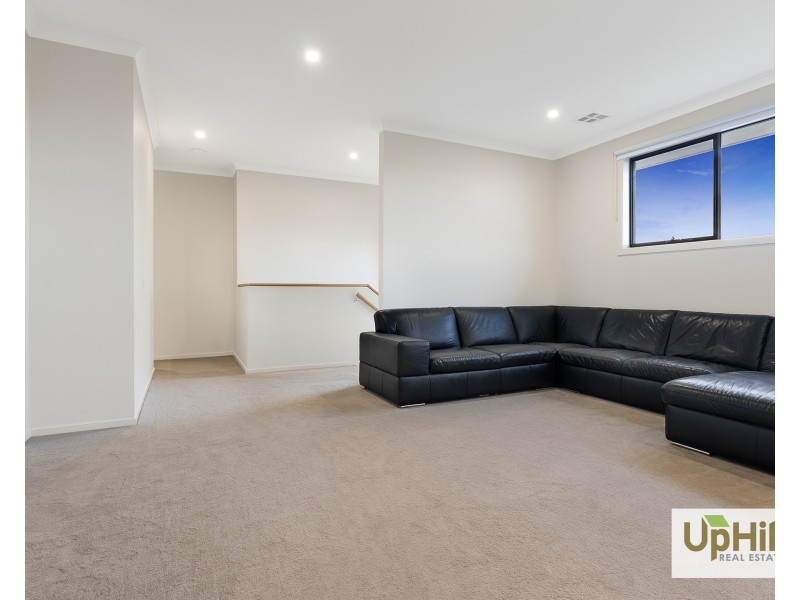 25 Holgate Avenue, Clyde North VIC 3978