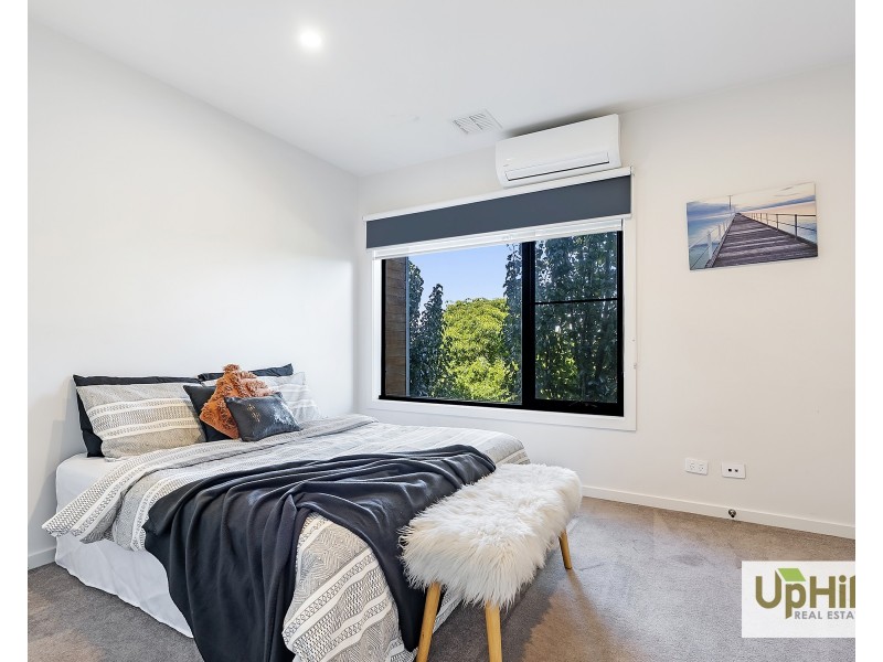 51 Villager St, Cranbourne East VIC 3977