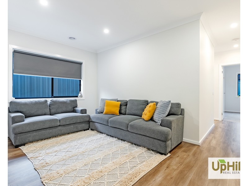 31 Thulian Street, Clyde North VIC 3978