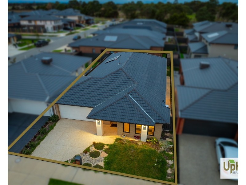 31 Thulian Street, Clyde North VIC 3978