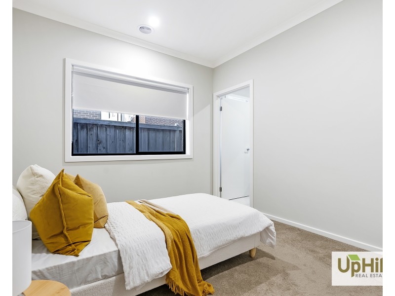 3 Stockfield Avenue, Clyde VIC 3978