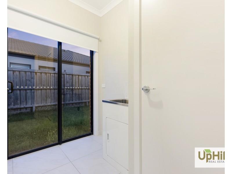 3 Stockfield Avenue, Clyde VIC 3978