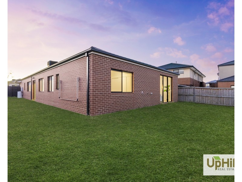 3 Stockfield Avenue, Clyde VIC 3978