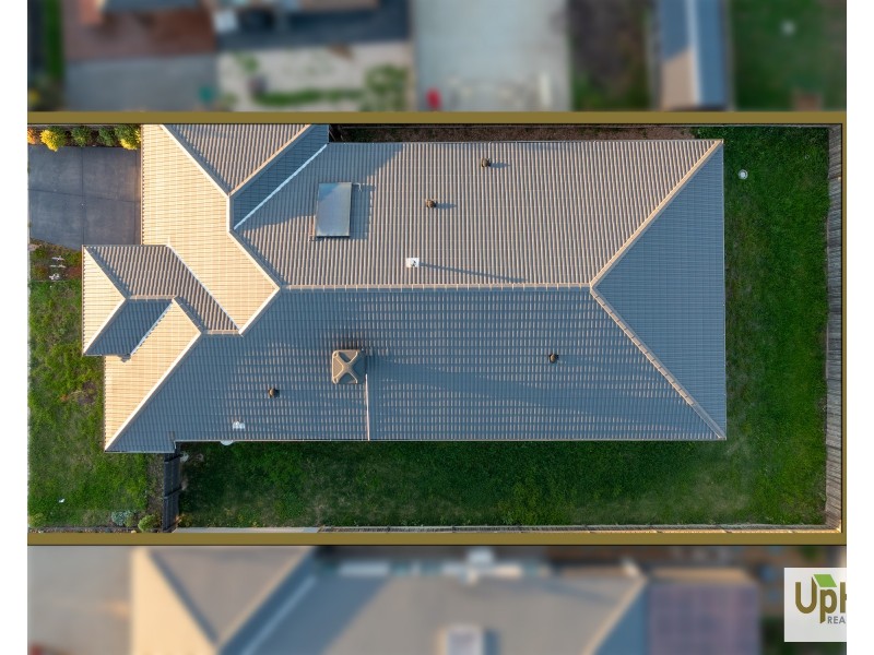 3 Stockfield Avenue, Clyde VIC 3978