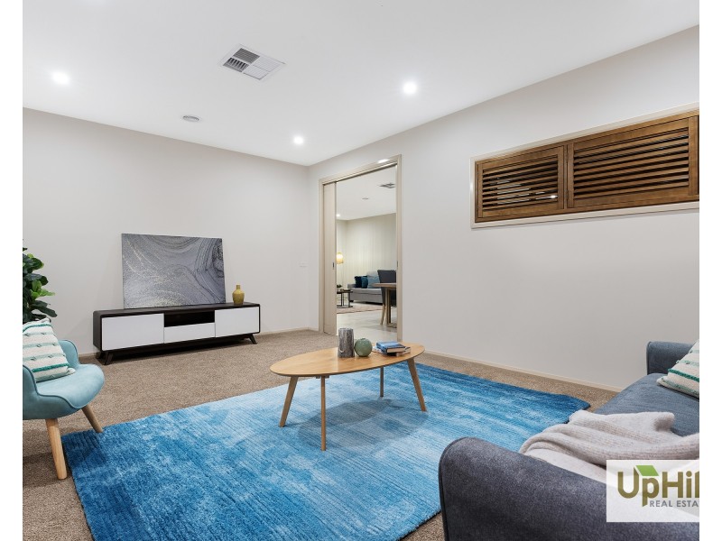 14 Speargrass Close, Clyde North VIC 3978