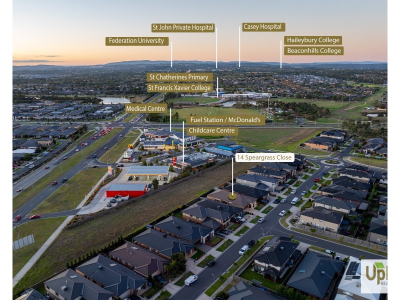 14 Speargrass Close, Clyde North VIC 3978