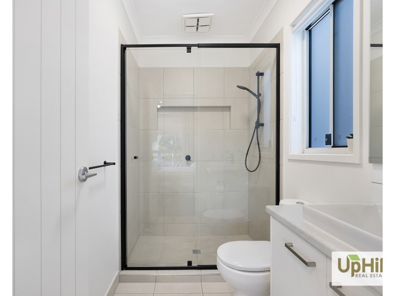 29 Kunlun Crescent, Clyde North VIC 3978